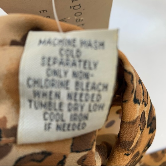 Apostrophe Blouse Woman 18W  Button Down Brown Animal Print‎ Ruffle Cuff Tunic - Picture 8 of 10